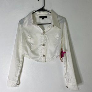 Oversized collar embellished crop top